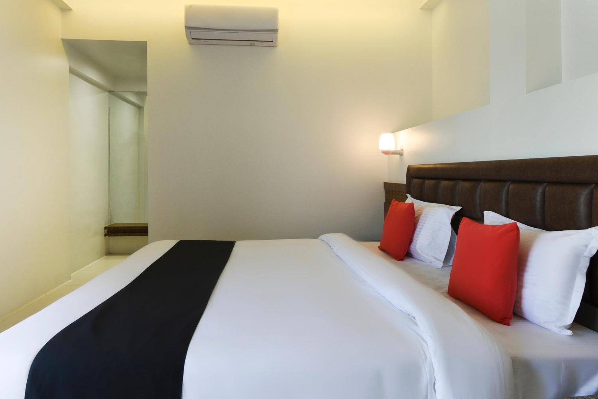 Oyo Flagship Hotel Shreeyash Executive Mangvadi Exterior foto